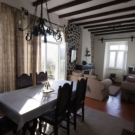 Casa Da Fonte Nova Feriehus